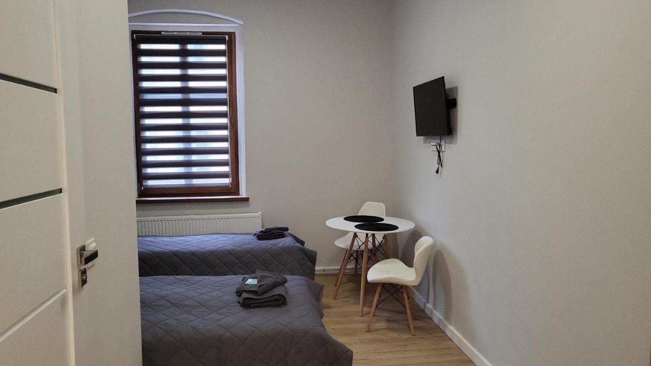 Platinum Apartment *
